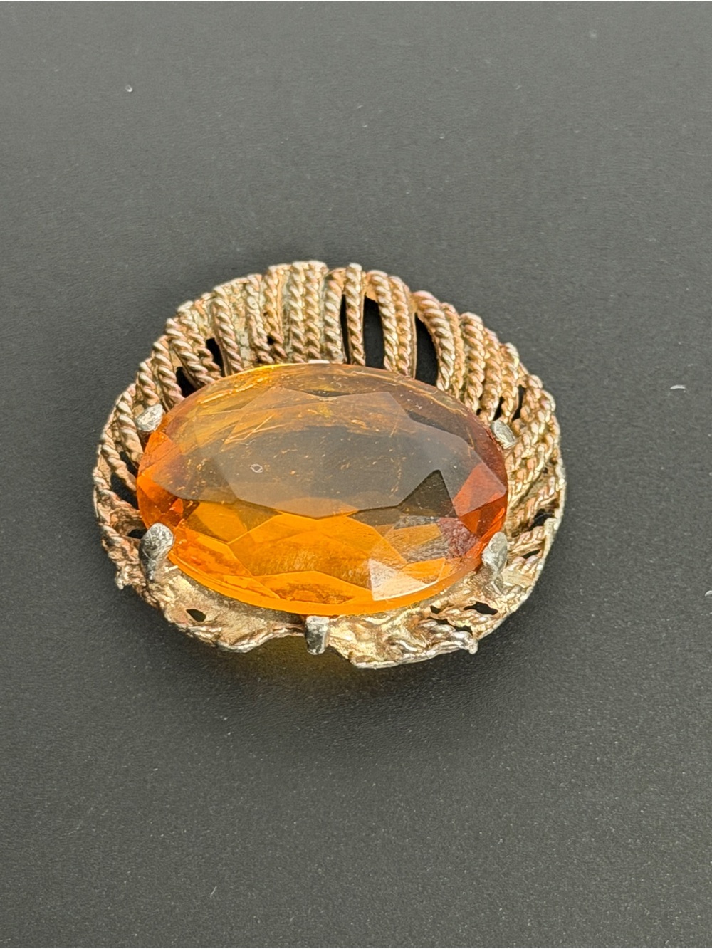 Vintage Gold-Tone large Amber Glass stone Oval Brooch - Women Jewelry